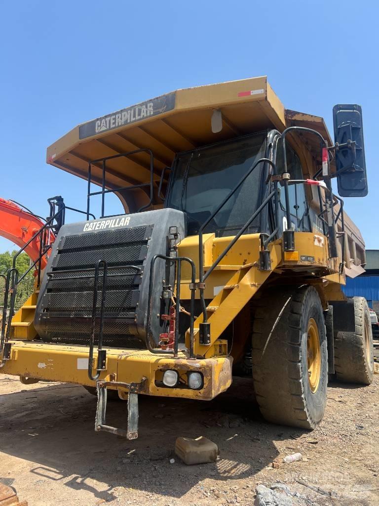 CAT 773F Rigid dump trucks
