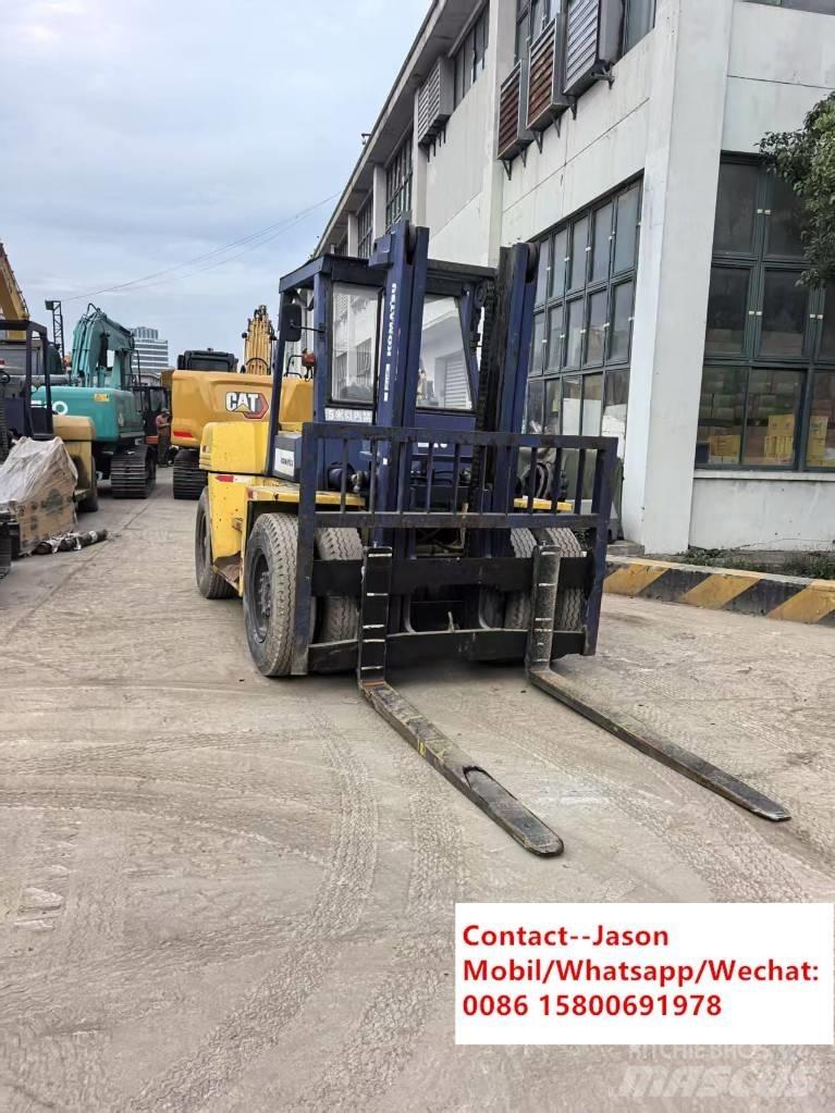 Komatsu FD 100-7 Diesel Forklifts