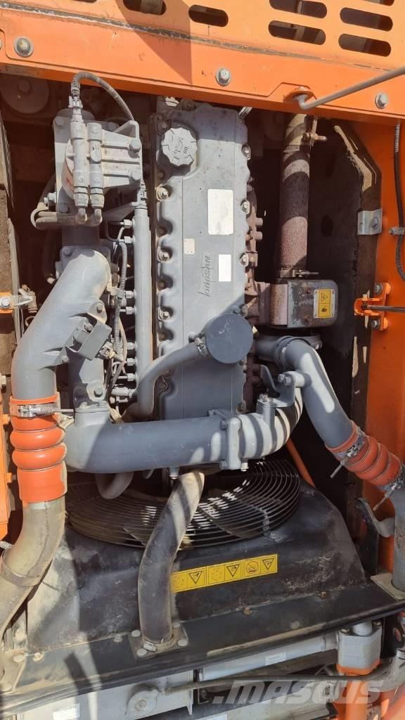 Doosan DX 225 LC Crawler Excavators