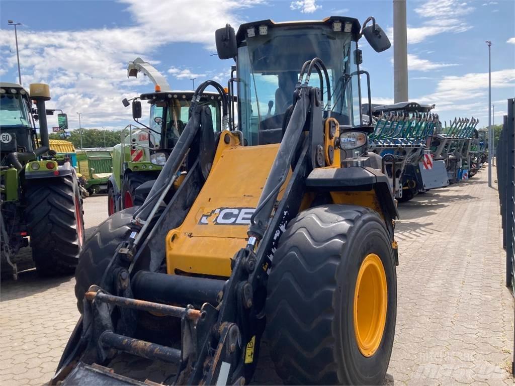 JCB 427 HT Wheel Loaders