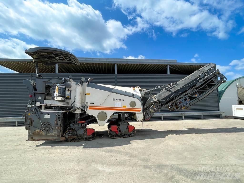 Wirtgen W 120 FI Asphalt cold milling machines