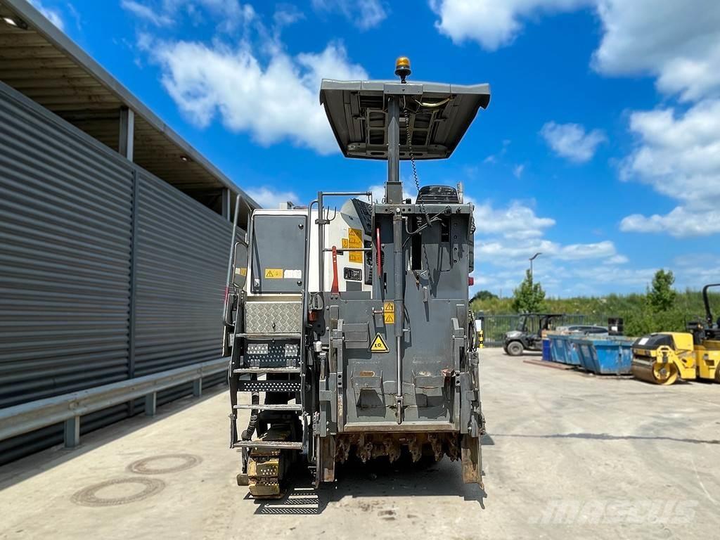 Wirtgen W 120 FI Asphalt cold milling machines