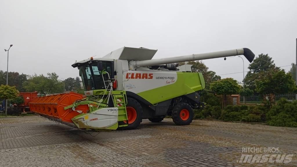 CLAAS Lexion 600 Combine Harvesters