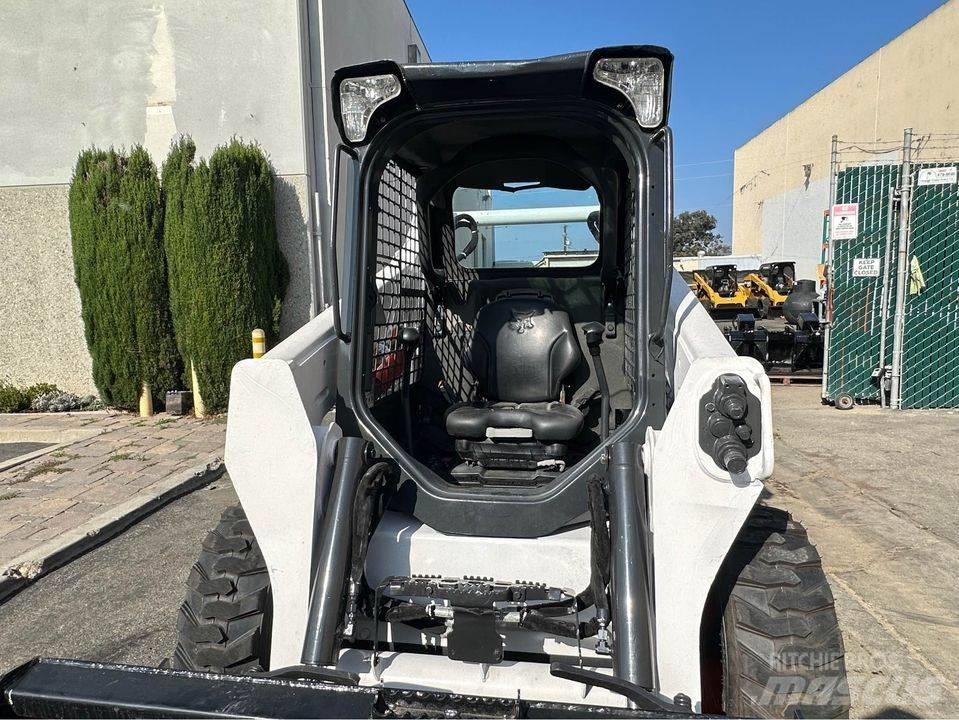 Bobcat S 570 Skid Steer Loaders