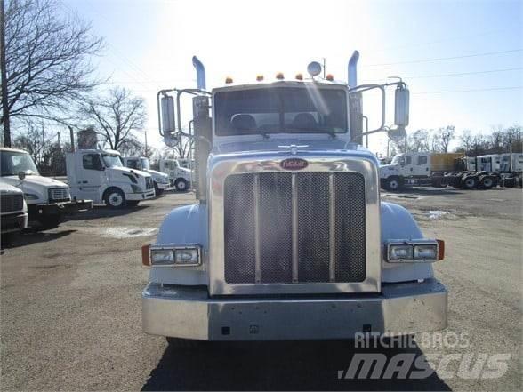 Peterbilt 365 Vacuum Trucks