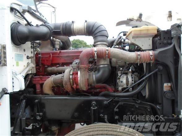 Peterbilt 367 Conventional Trucks / Tractor Trucks