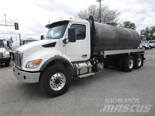 Peterbilt 548 Vacuum Trucks