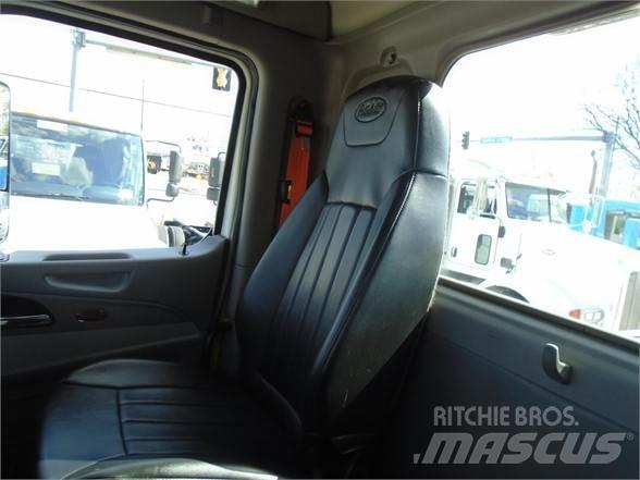 Peterbilt 579 Conventional Trucks / Tractor Trucks
