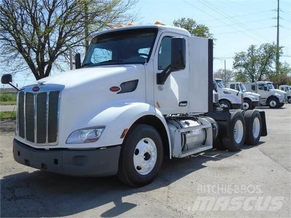 Peterbilt 579 Conventional Trucks / Tractor Trucks