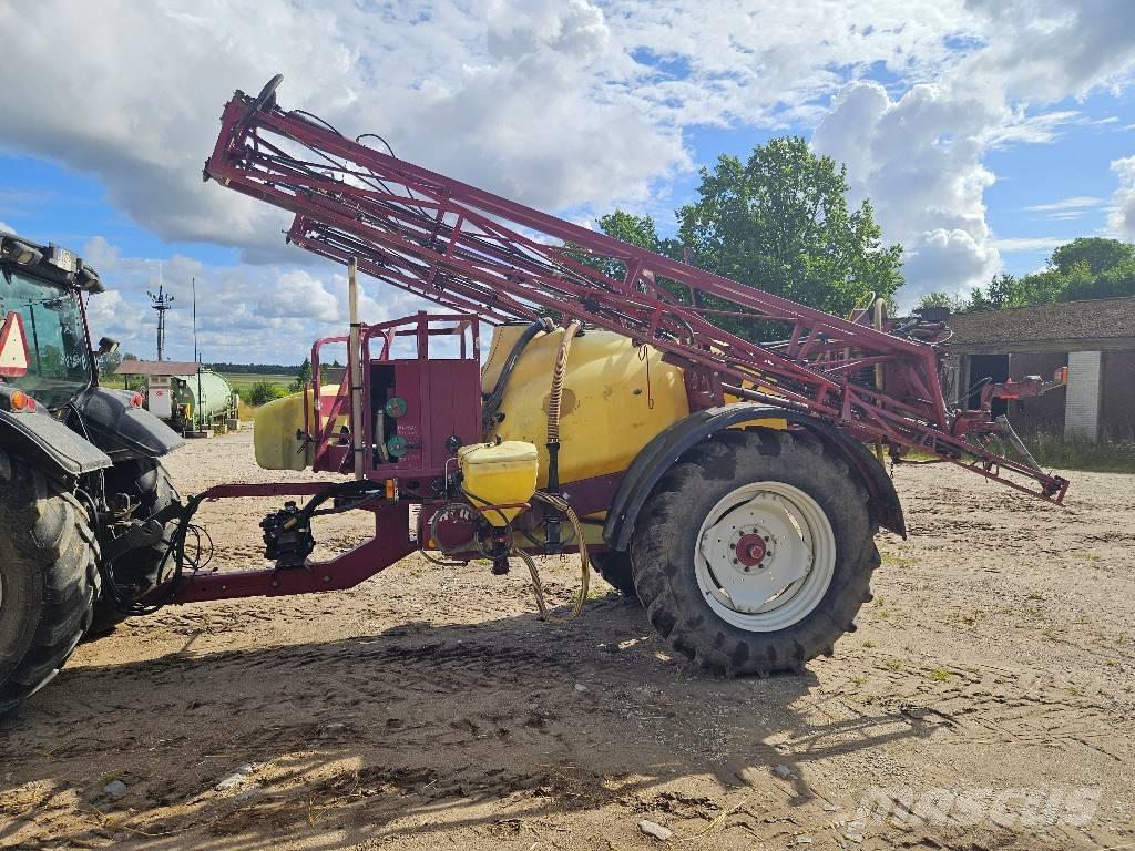 Hardi Commander 2800 Trailed sprayers