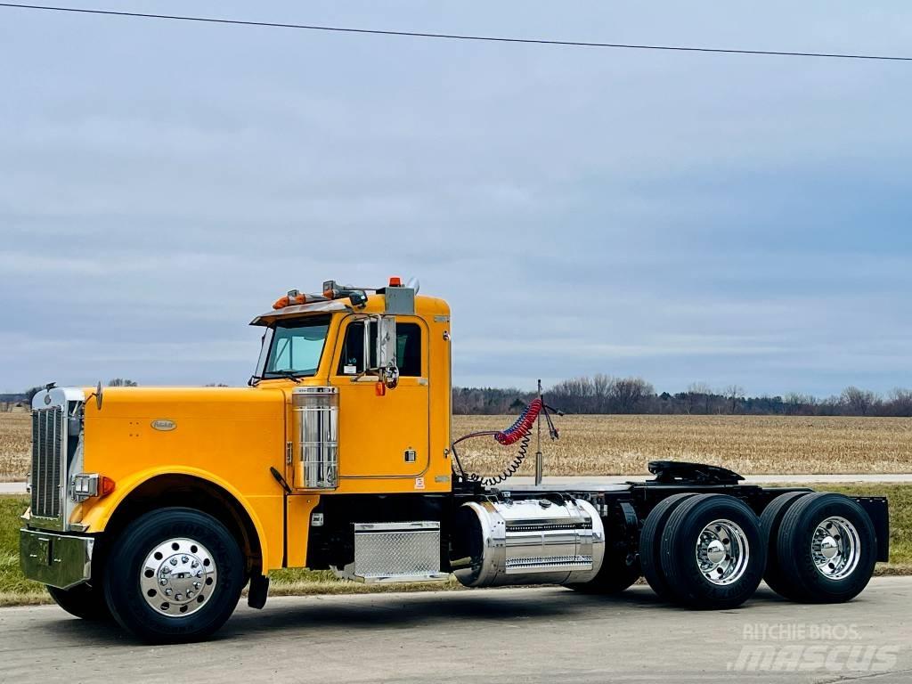 Peterbilt 379 Conventional Trucks / Tractor Trucks