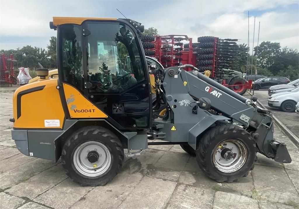 GiANT V  6004 T Mini Loader