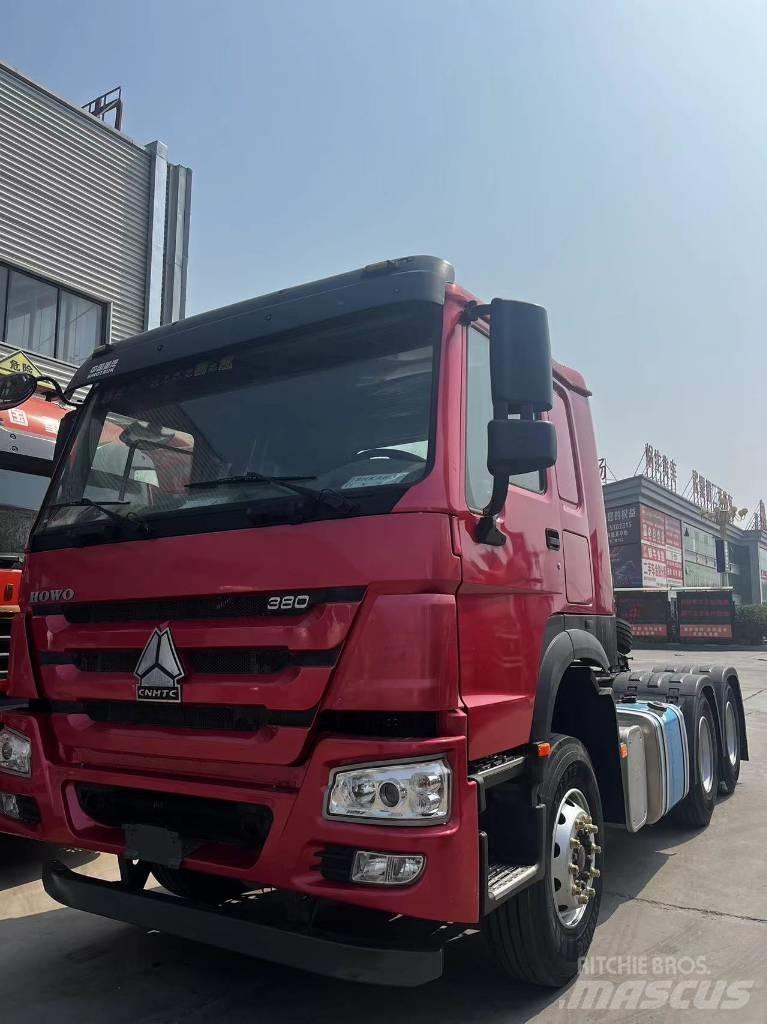 Howo 380 Conventional Trucks / Tractor Trucks