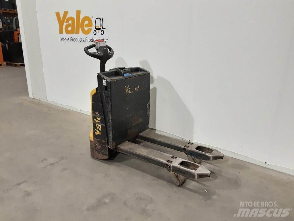 Yale MP16 Pallet Truck