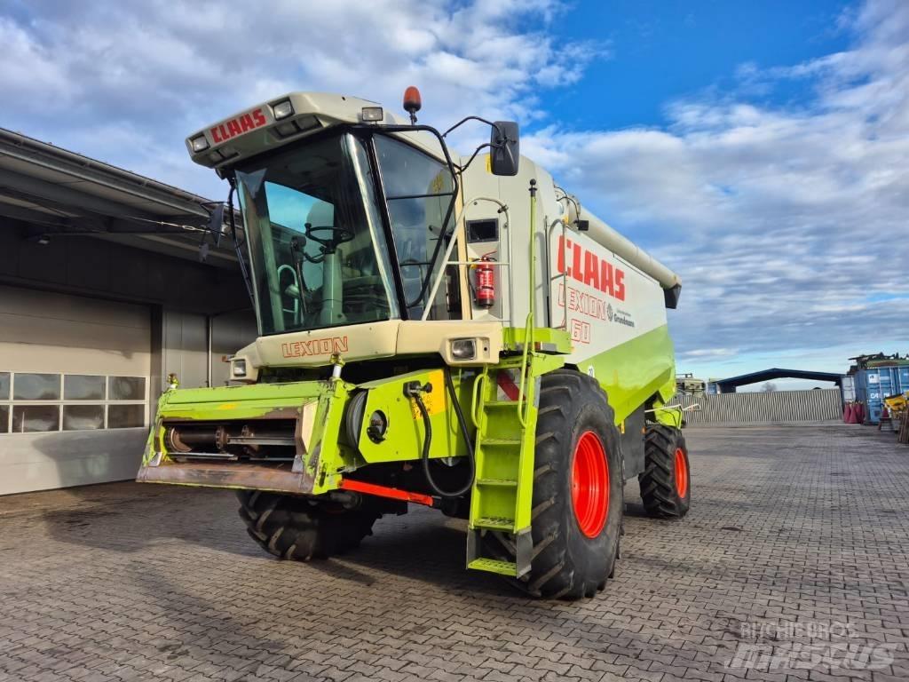 CLAAS Lexion 460 Combine Harvesters