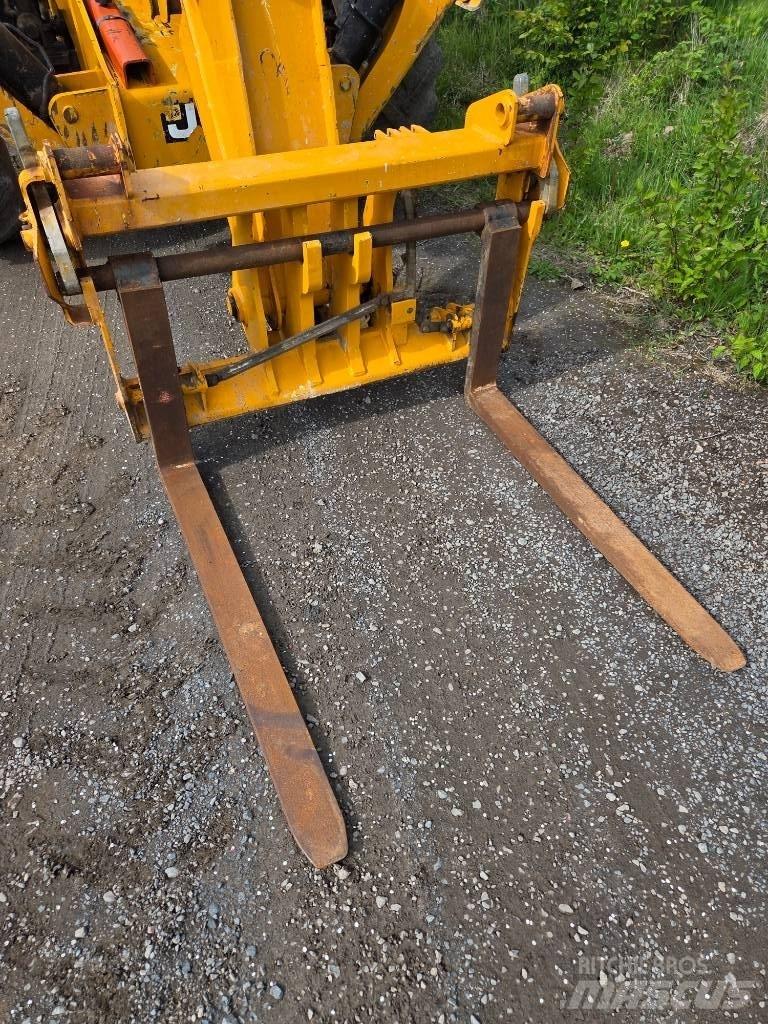 JCB 540-140 Telescopic Handlers