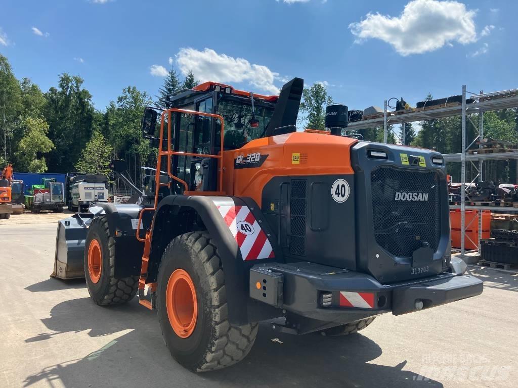 Doosan DL 320-7 Wheel Loaders