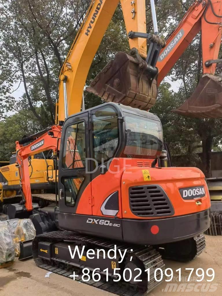 Doosan DX 60 Midi excavators  7t - 12t