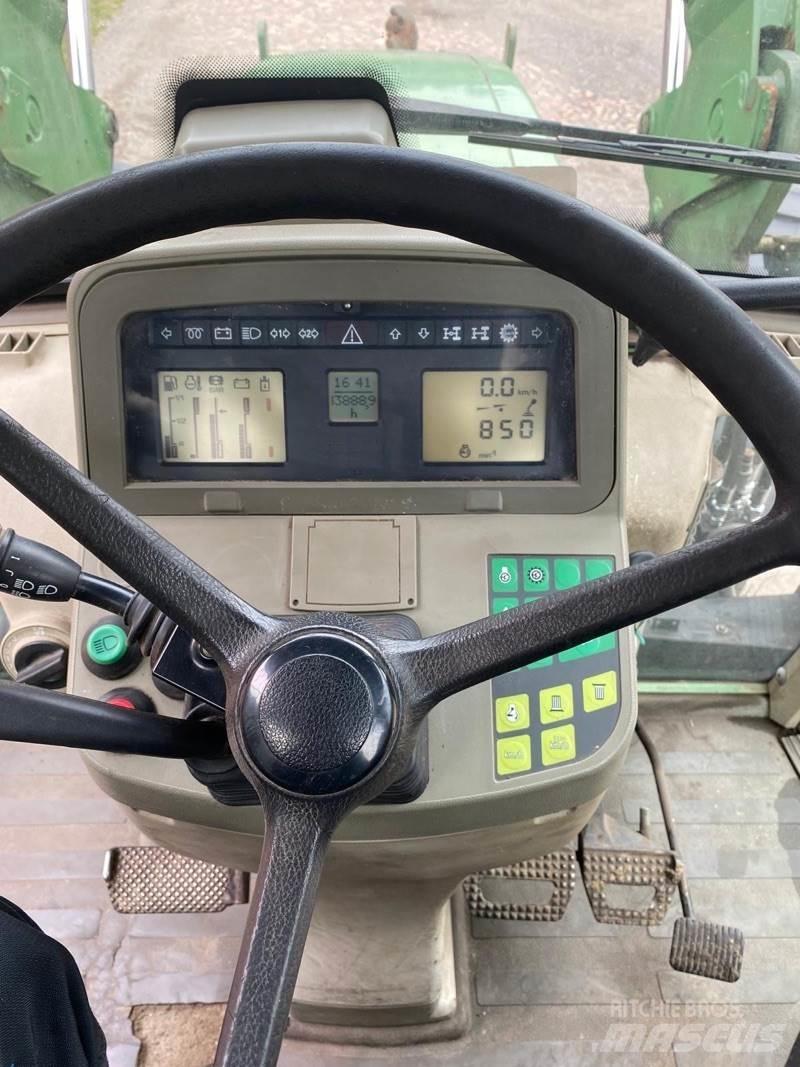 Fendt 714 Vario Tractors