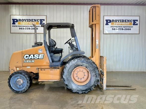 CASE 586H Rough Terrain Trucks