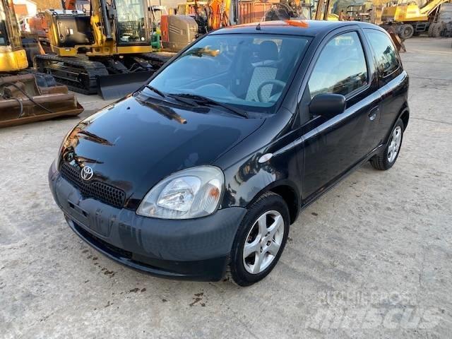Toyota Yaris Automobiles / SUVS