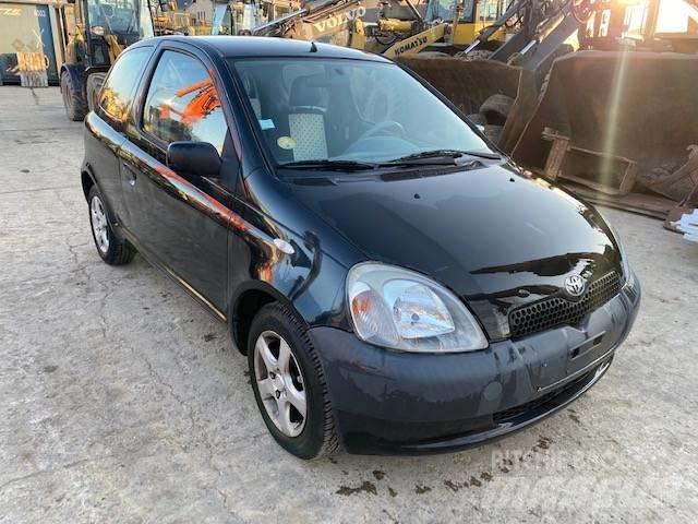 Toyota Yaris Automobiles / SUVS
