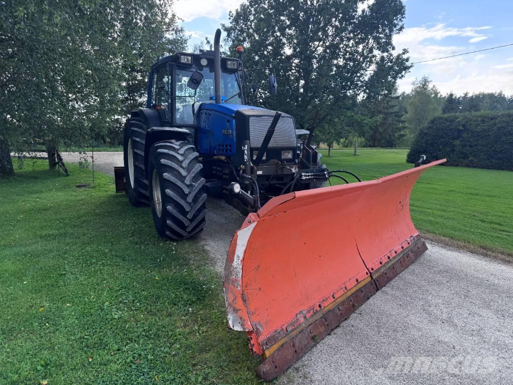 Valtra 8400-4 Tractors