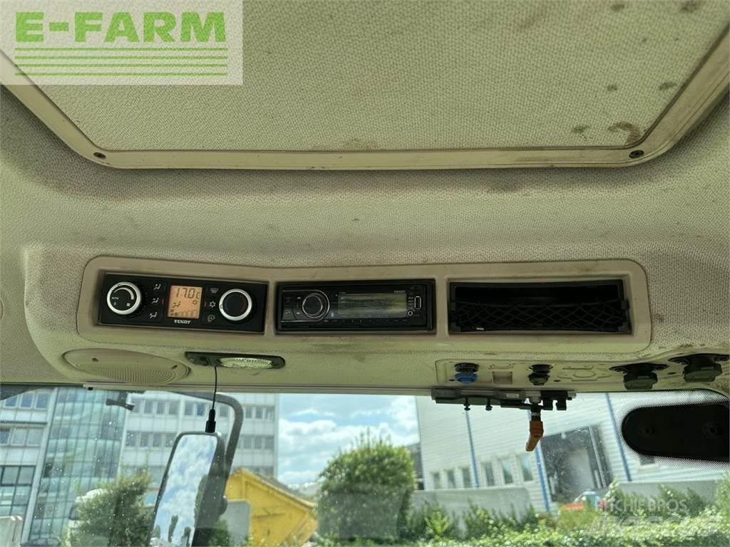 Fendt 718 vario Tractors