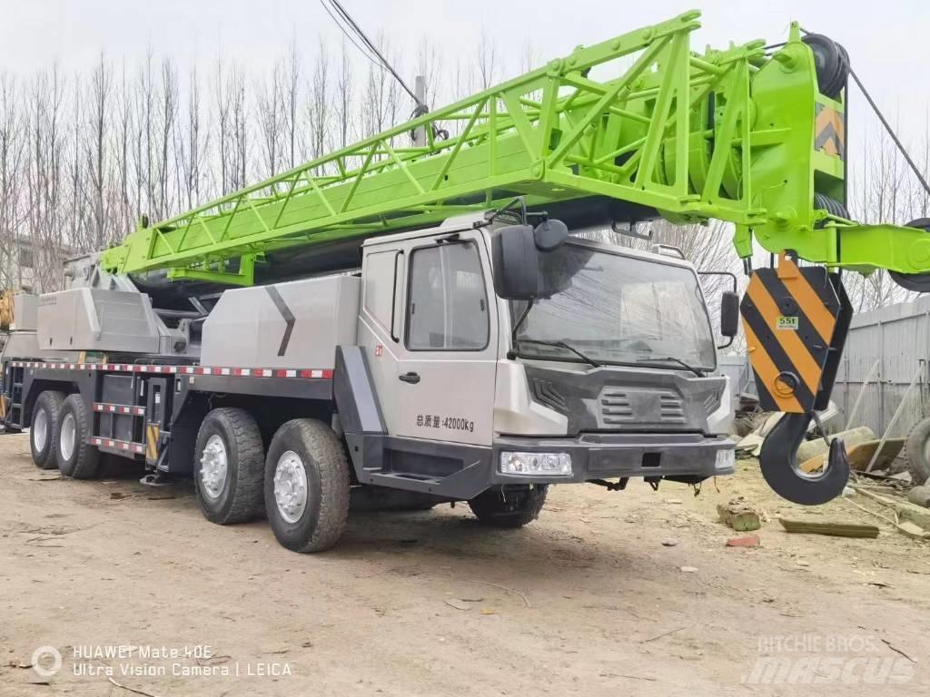 Zoomlion ZTC 550 Mobile and all terrain cranes