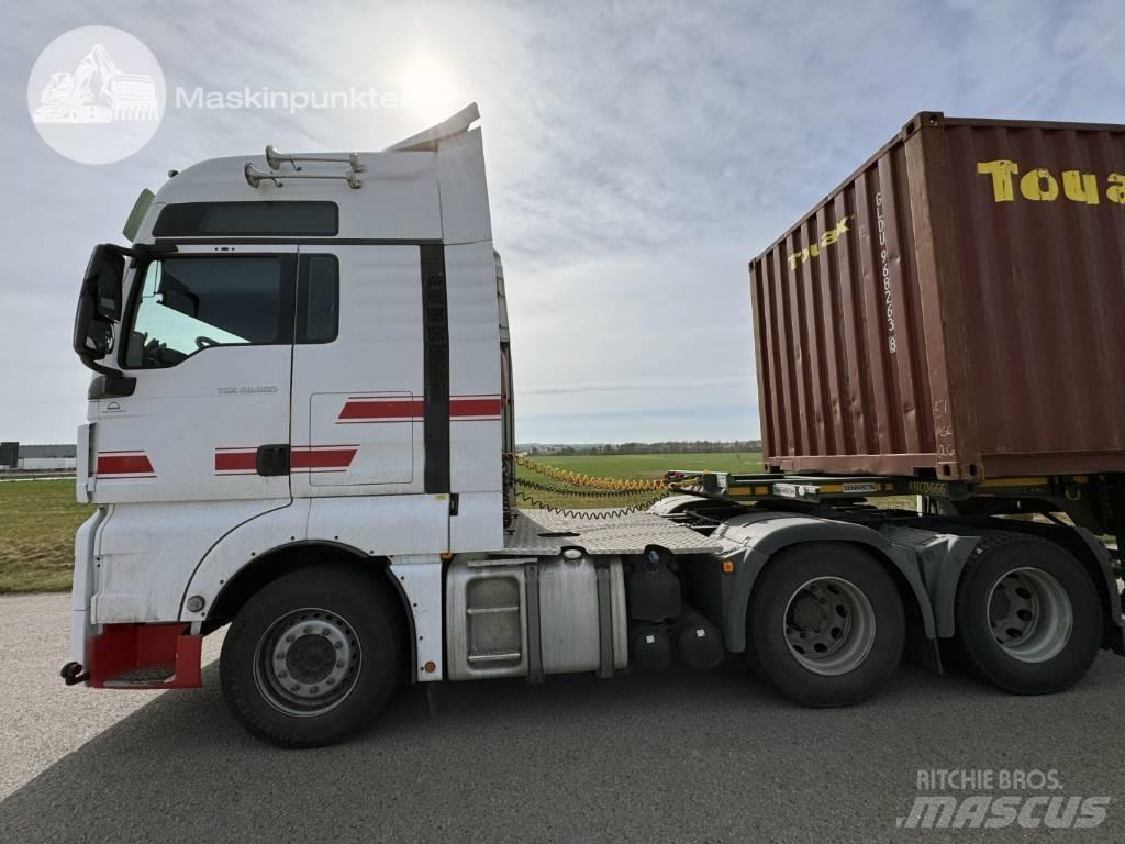 MAN TGX 28.500 Conventional Trucks / Tractor Trucks