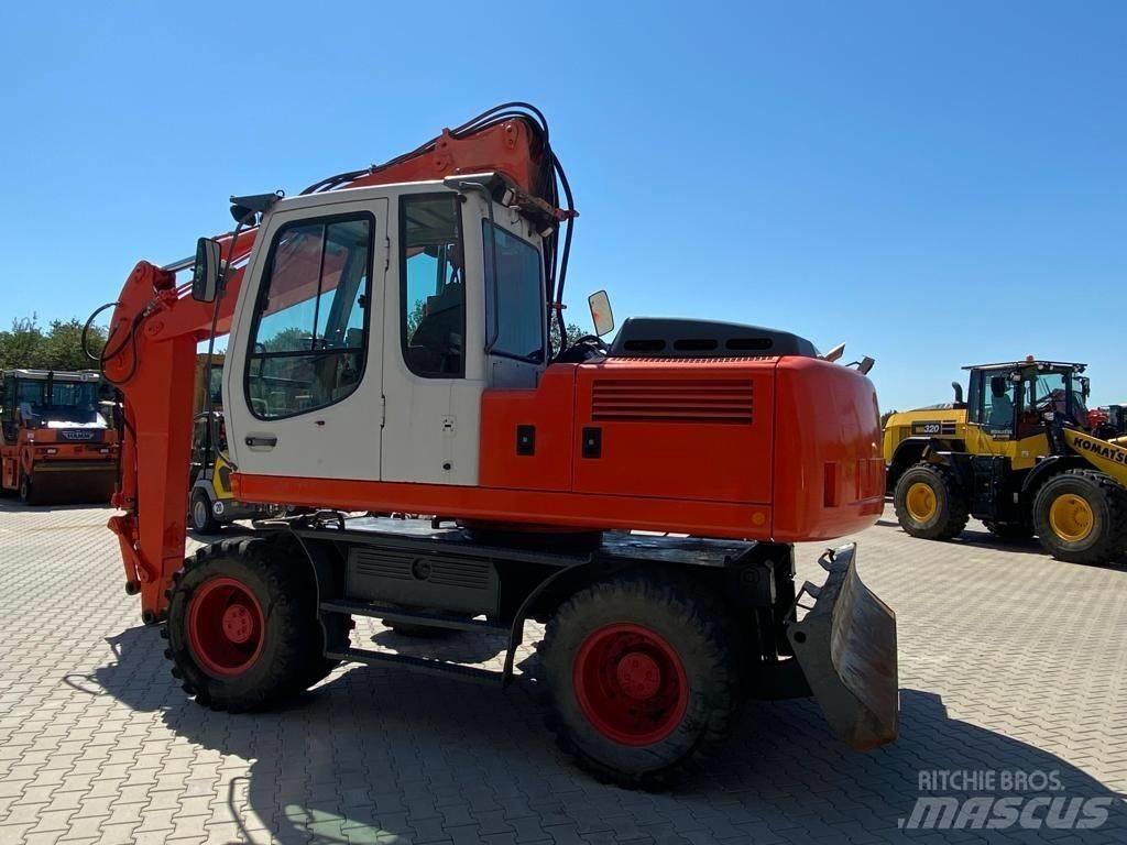 Liebherr A 900 C Wheeled Excavators