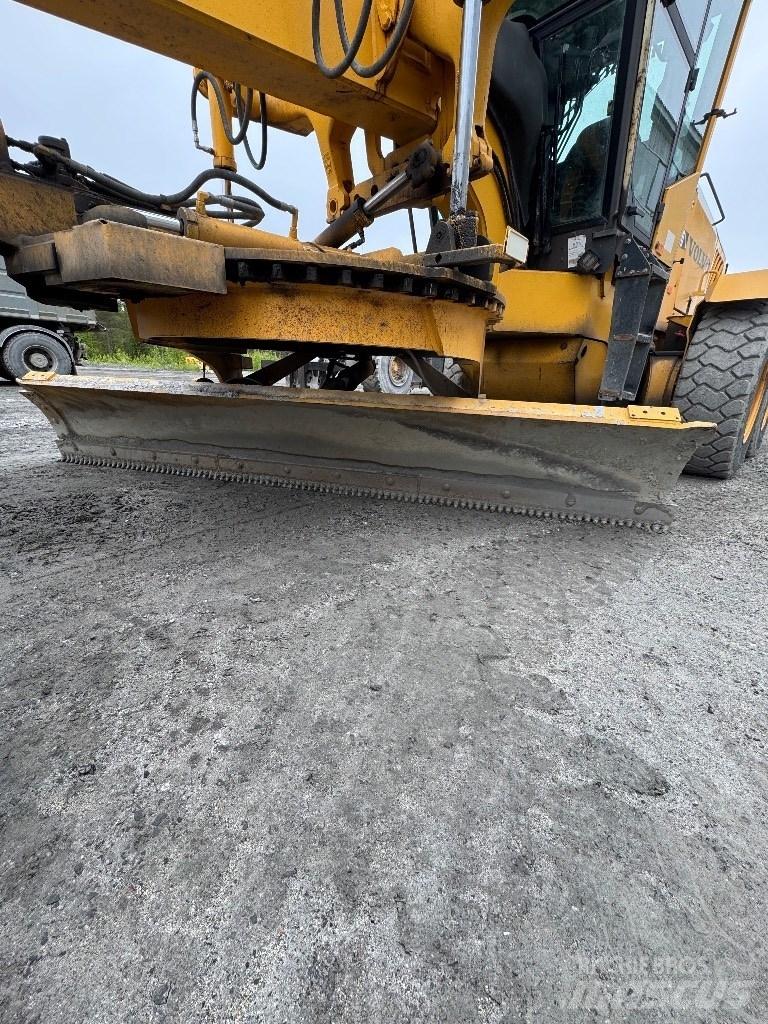 Volvo G 930 Motor Graders