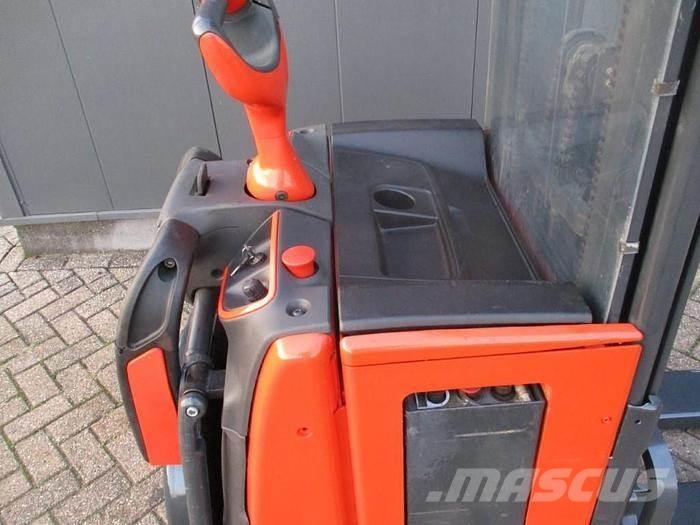Linde L14 AP Pedestrian stacker