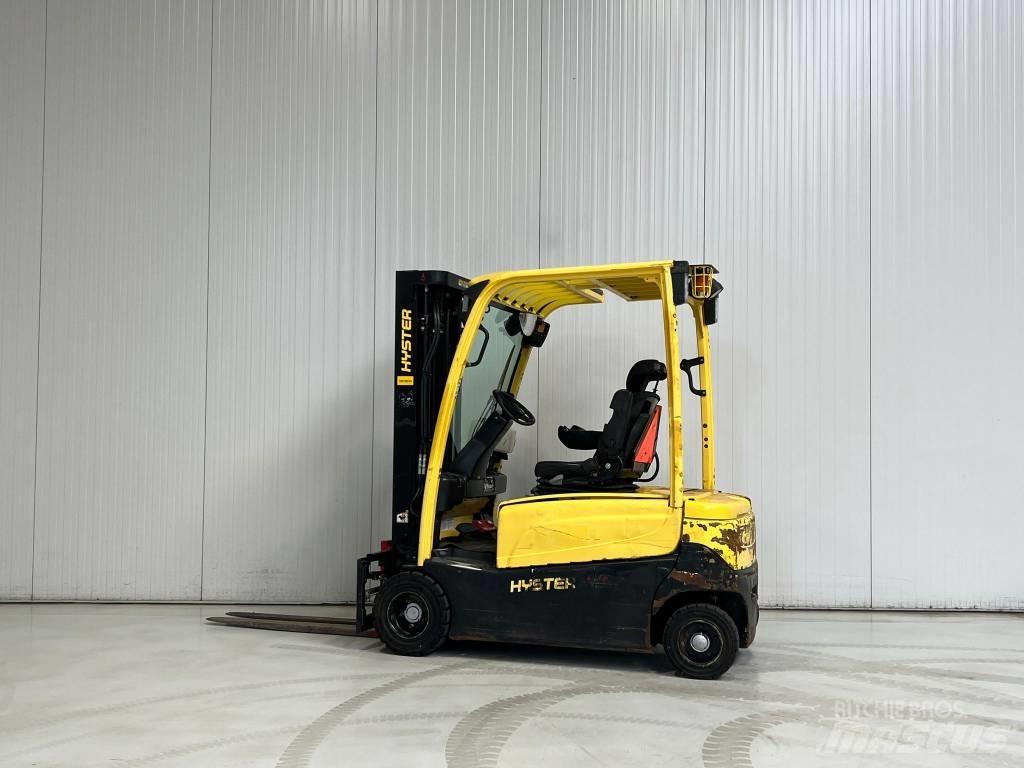 Hyster J2.0XN LWB Electric Forklifts