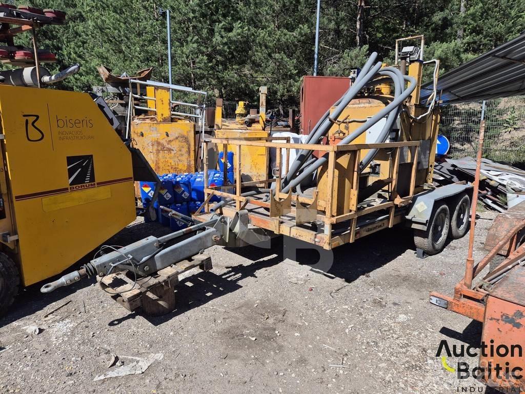  Bazaltas 3 Curtain  trailers