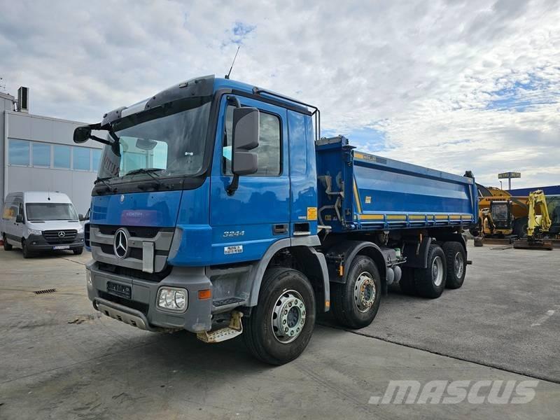 Mercedes-Benz DB3244 Dump Trucks