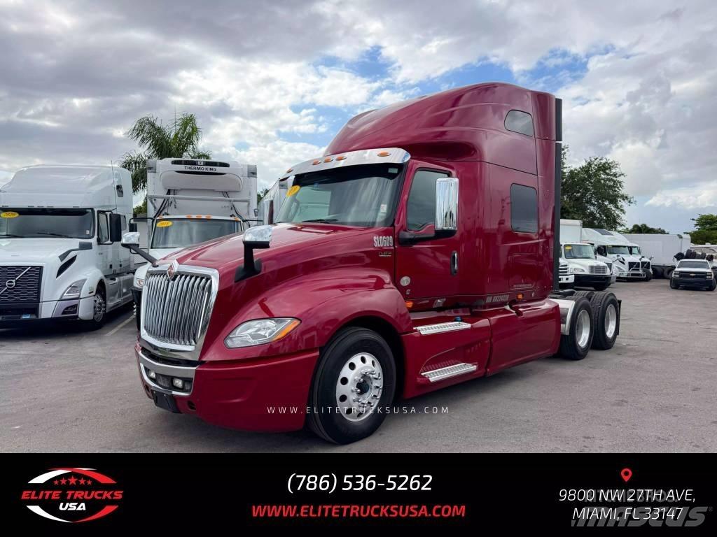 International LT Conventional Trucks / Tractor Trucks