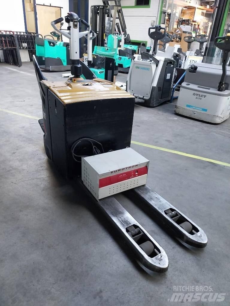 CAT NPV 20 N2 Low lifter with platform