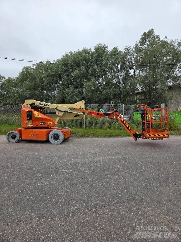 JLG E 400 AJPN Articulated boom lifts