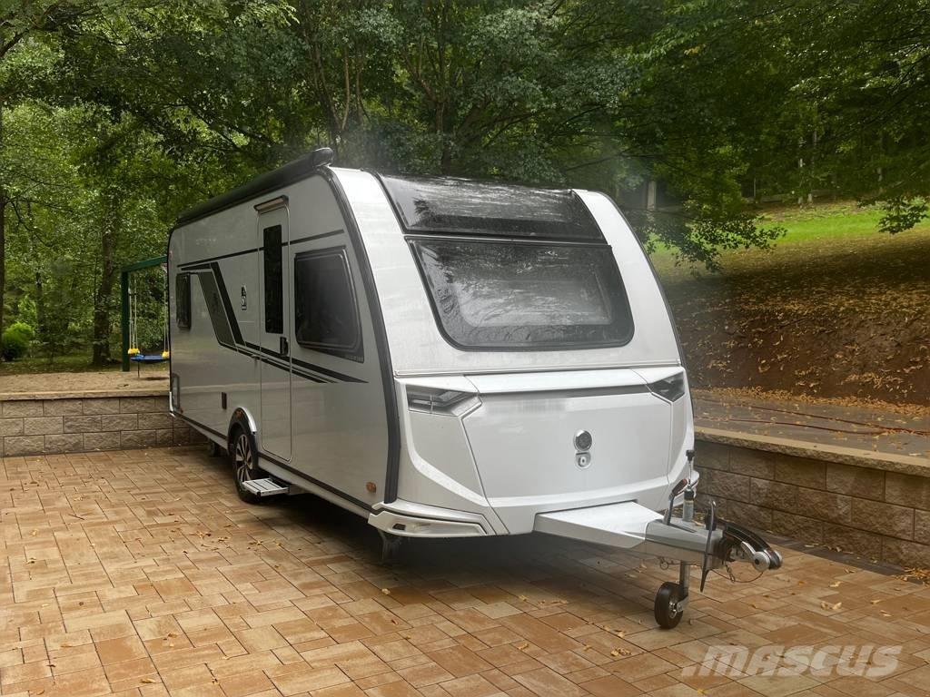 Knaus Südwind Motor homes and travel trailers