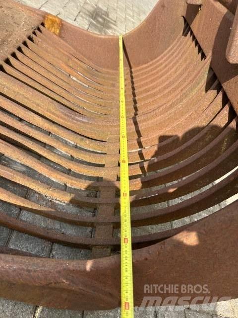  Puinbak 1.32 M CW 30 Buckets
