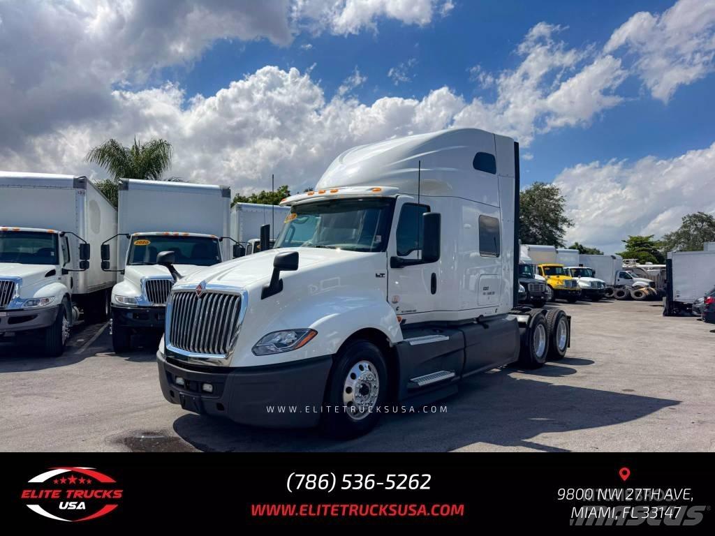 International LT Conventional Trucks / Tractor Trucks