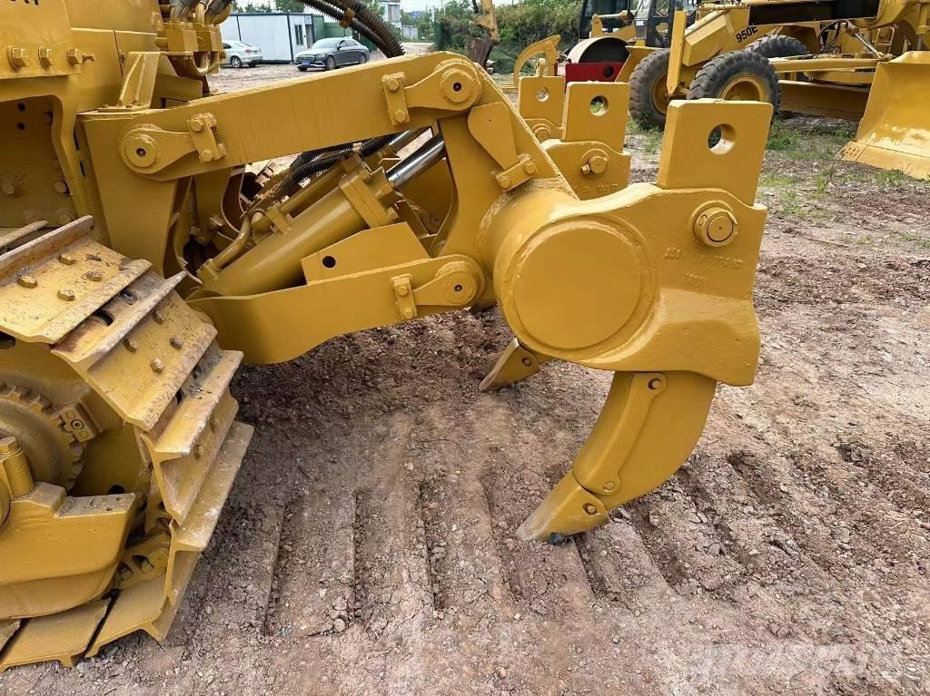 CAT D7G Crawler dozers