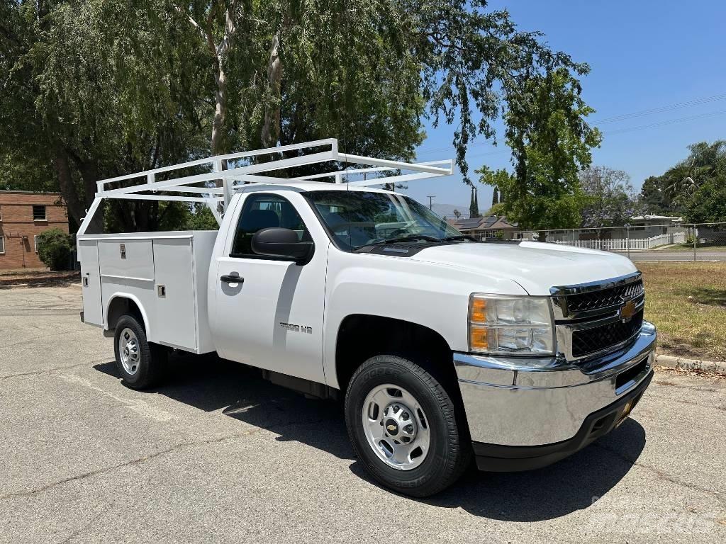 Chevrolet 2500 HD Pickup Trucks