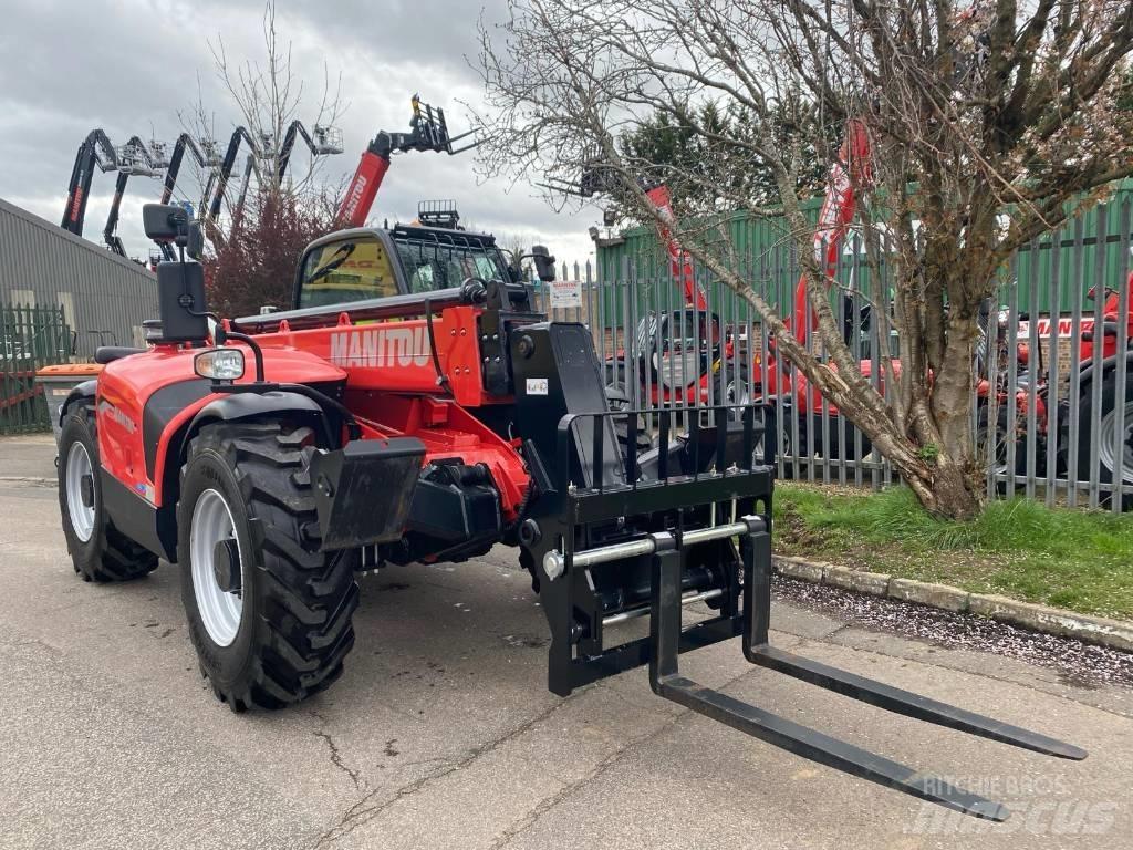 Manitou MT1033 Easy Telescopic Handlers