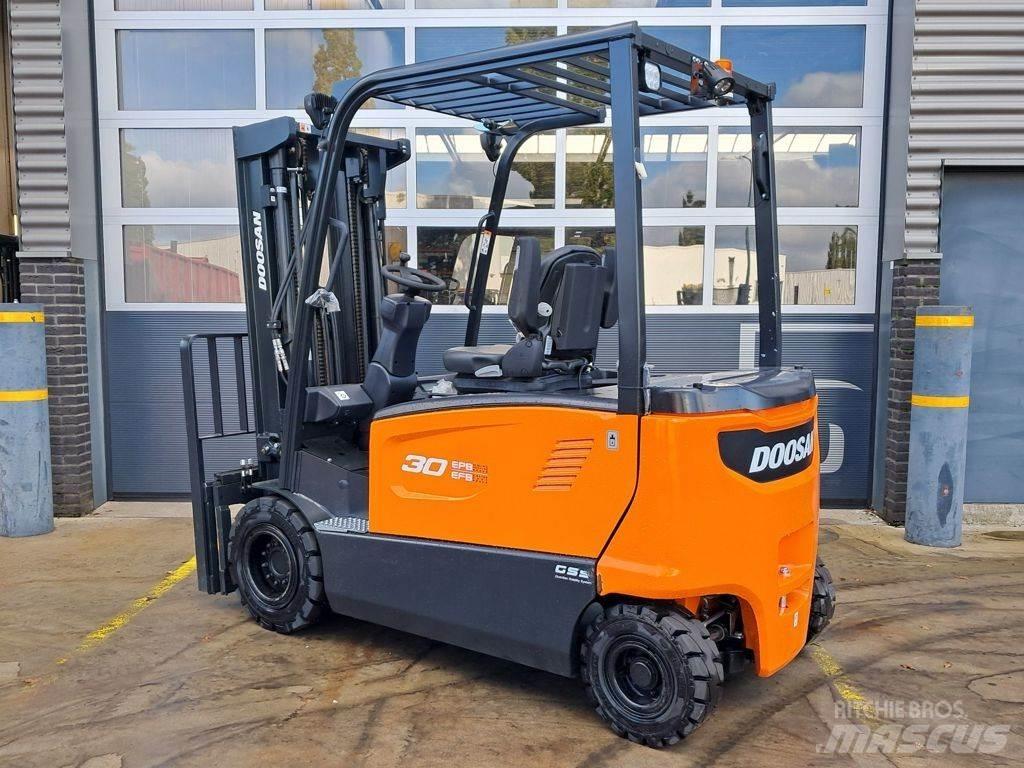 Doosan B30X-7 Plus Electric Forklifts
