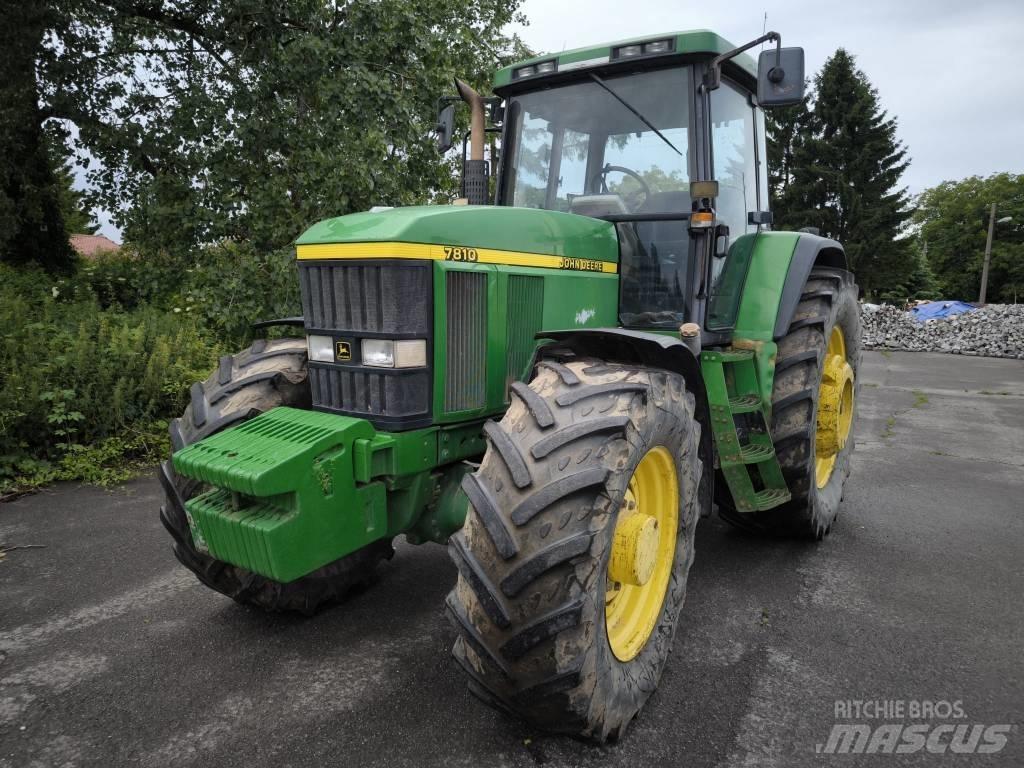 John Deere 7810 Tractors