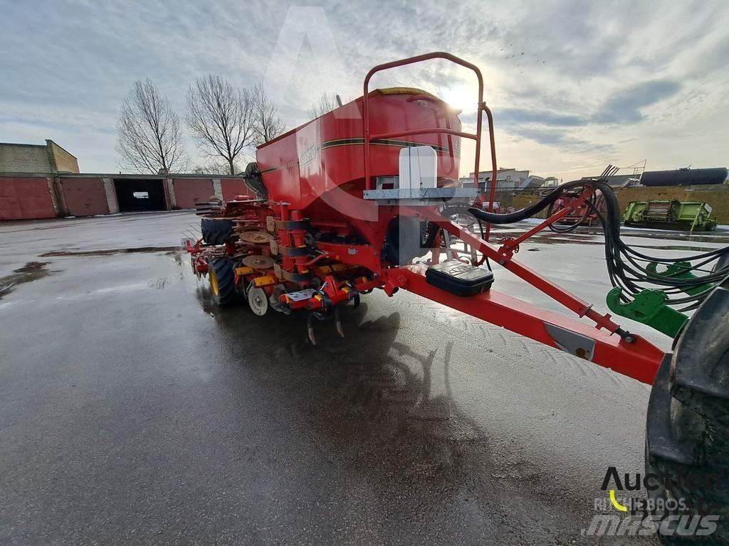 Väderstad ST 400C Drills