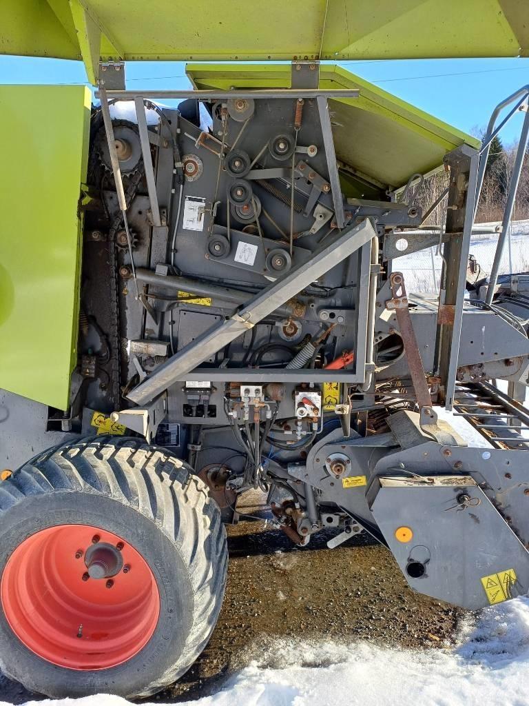 CLAAS 375 Round Balers