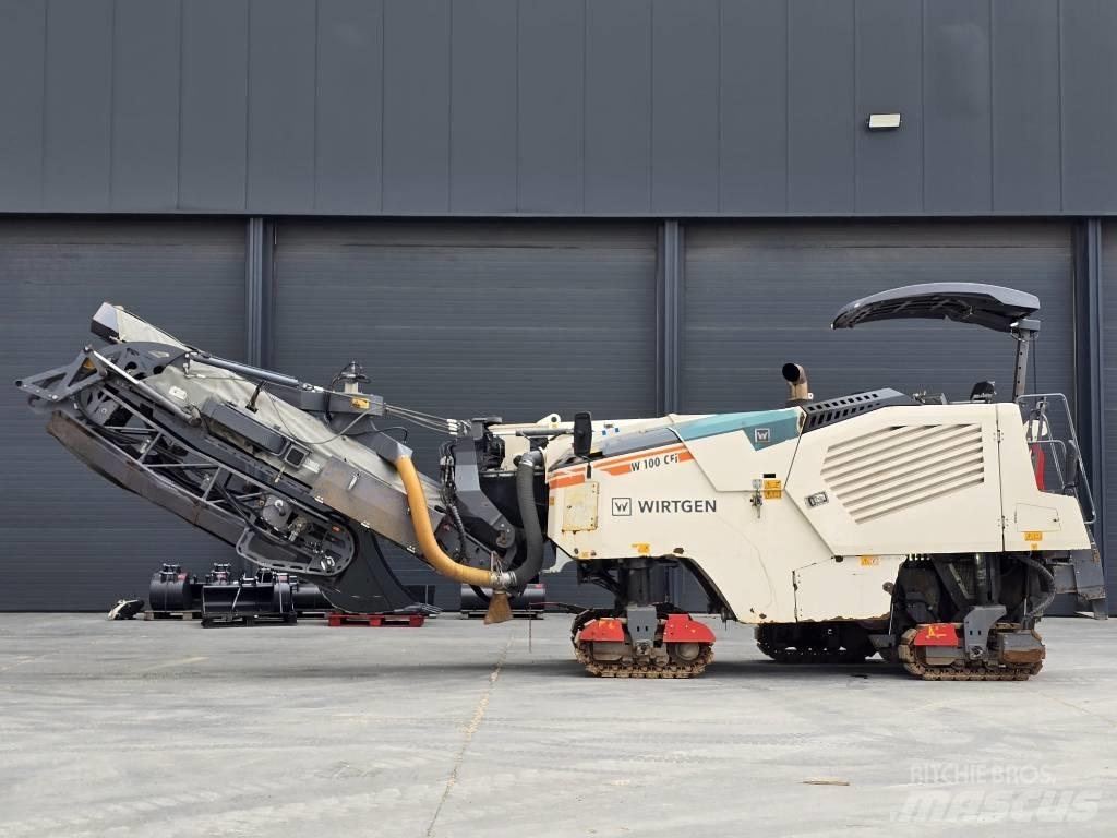 Wirtgen W 100 CFI Asphalt cold milling machines